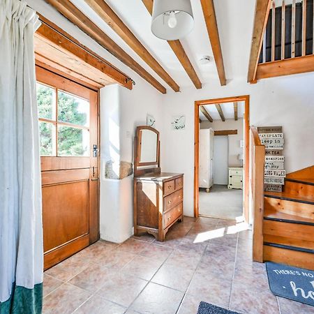 Polean Farm Cottages - With Free Animal Feeding And Pony Rides And Free Access To A Nearby Pool 루 외부 사진