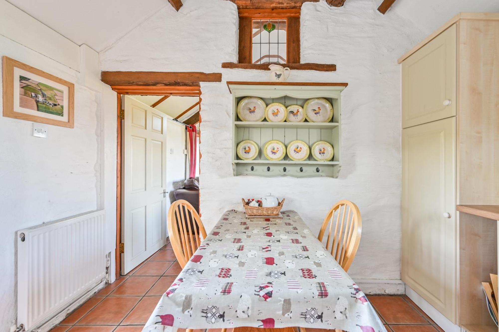 Polean Farm Cottages - With Free Animal Feeding And Pony Rides And Free Access To A Nearby Pool 루 객실 사진