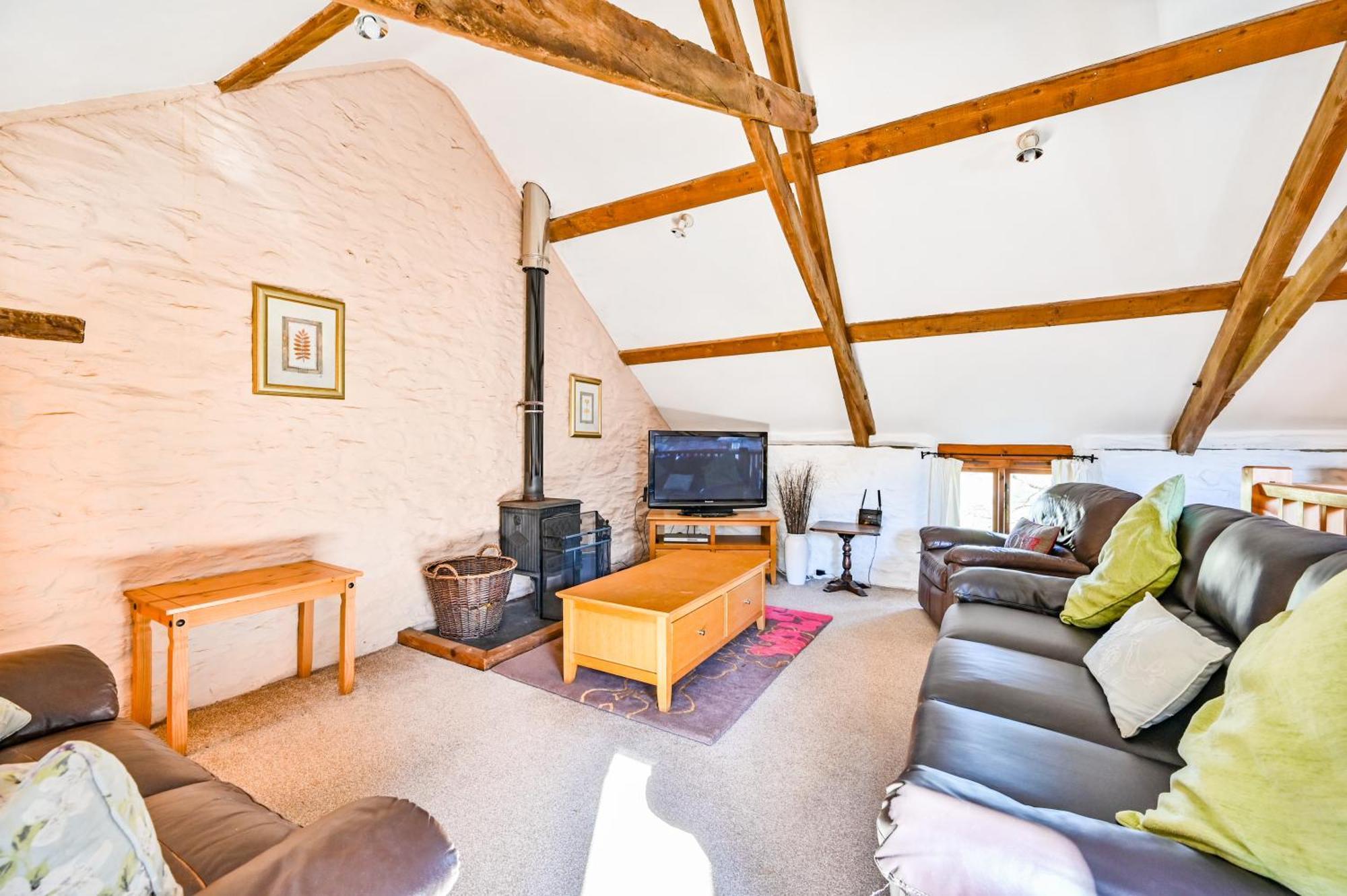 Polean Farm Cottages - With Free Animal Feeding And Pony Rides And Free Access To A Nearby Pool 루 객실 사진